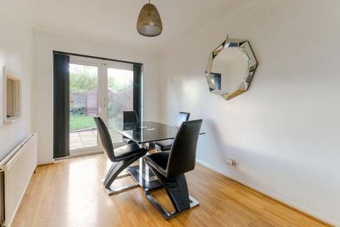 7 Chesterfield Road, Enfield, EN3 6BE