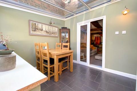 63 Dales Green, Rookery, Stoke-on-trent, ST7 4RH