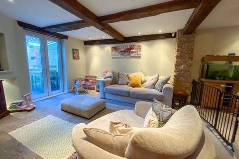63 Dales Green, Rookery, Stoke-on-trent, ST7 4RH