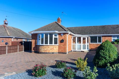 2 bedroom detached bungalow for sale - Atherstone Road, Loughborough, LE11