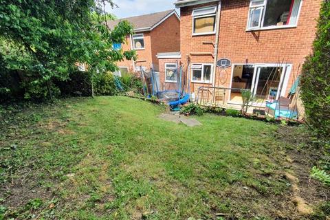 67 Well Cross Road, Gloucester, GL4 6RA