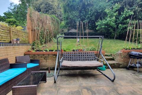 67 Well Cross Road, Gloucester, GL4 6RA