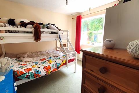 67 Well Cross Road, Gloucester, GL4 6RA