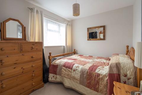 13 Dean Butler Close, Wantage, OX12 9EJ