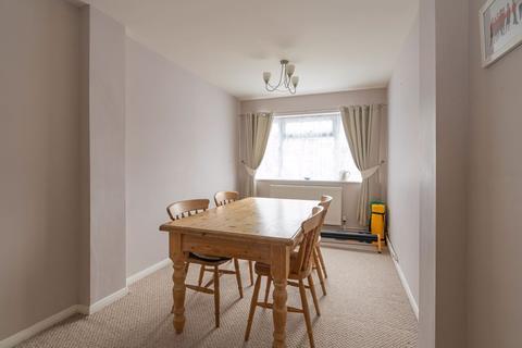 13 Dean Butler Close, Wantage, OX12 9EJ