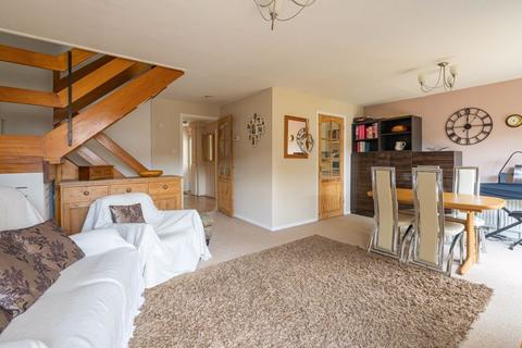 13 Dean Butler Close, Wantage, OX12 9EJ