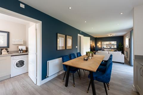4 bedroom detached house for sale - Plot 172, The Cottingham at Finches Park, Halstead Road CO13