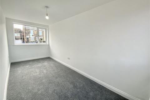 25 Greengate Road, Sheffield, S13 7QA