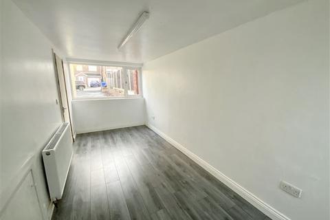 25 Greengate Road, Sheffield, S13 7QA