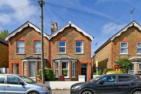 2 bedroom semi-detached house to rent, Vansittart Road, Windsor, Berkshire, SL4