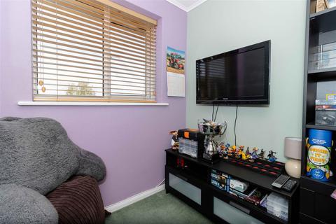 22 Coleridge Close, Goring By Sea, Worthing, BN12 6LD