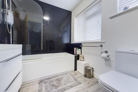 87 Queensgate, Bridlington, YO16 7JQ