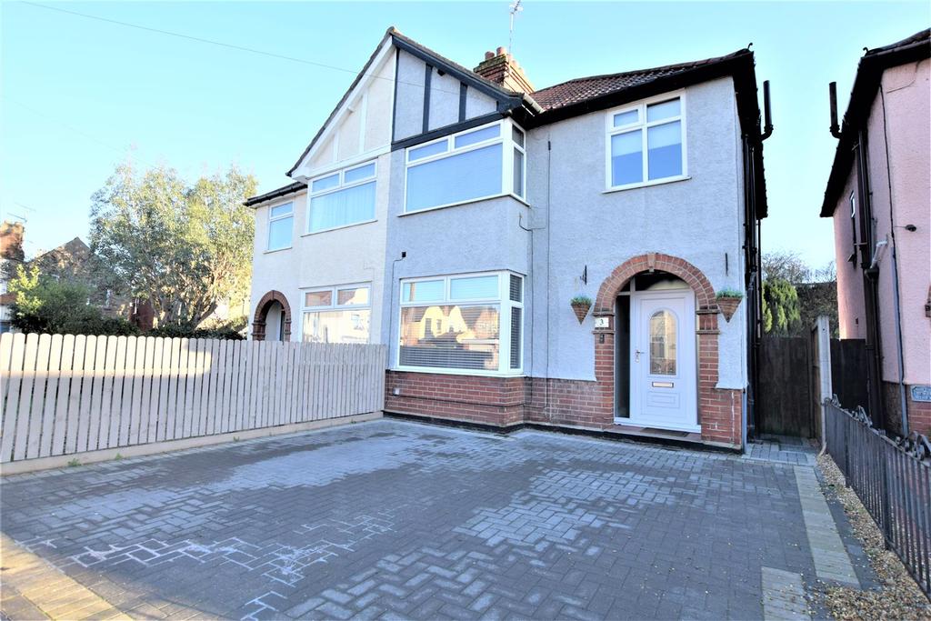 Eustace Road, Ipswich 3 bed semidetached house £950 pcm (£219 pw)