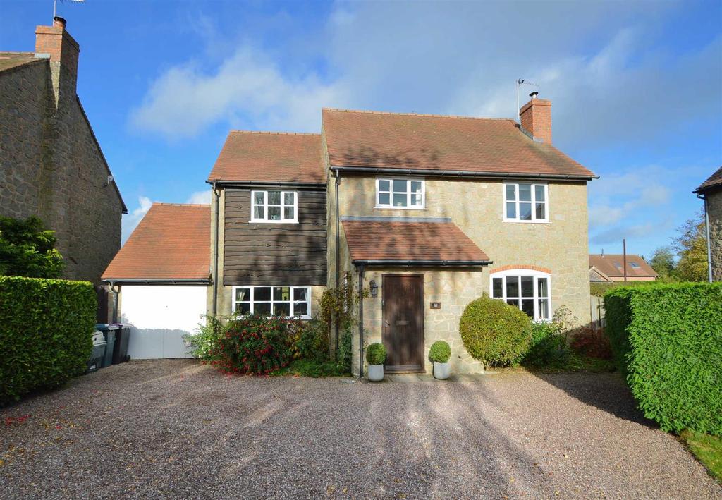 Manor Meadow, Cardington, Nr Shrewsbury 5 bed detached house for sale