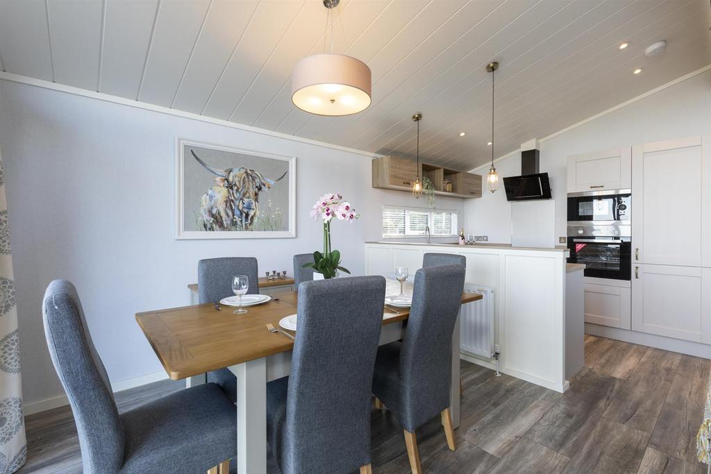 Woodside Lodges (24).jpg