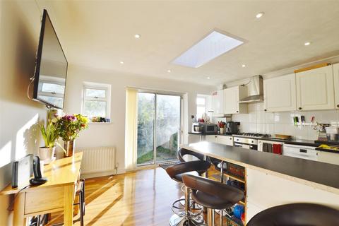 3 bedroom terraced house for sale - Farnham Road, Farnham Royal, Slough