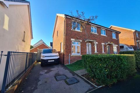 19 Bryn Celyn, Llanharry, Pontyclun, CF72 9ZG