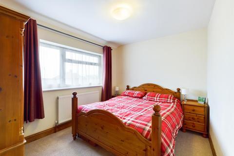 57 Grenville Road, New Addington, Croydon, CR0 0NZ