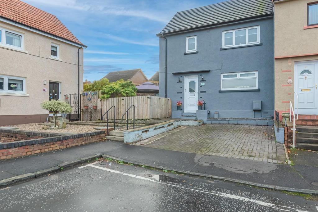 Mayfield Crescent, Clackmannan 2 bed end of terrace house £99,995