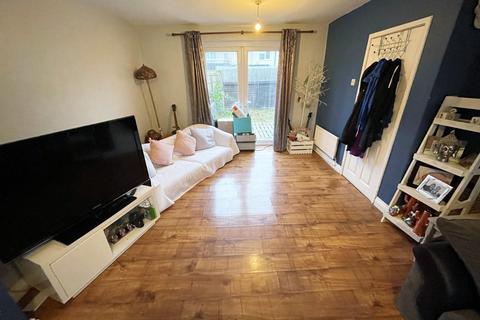 3 bedroom end of terrace house for sale - Farnell Grove, Owton Manor, Hartlepool