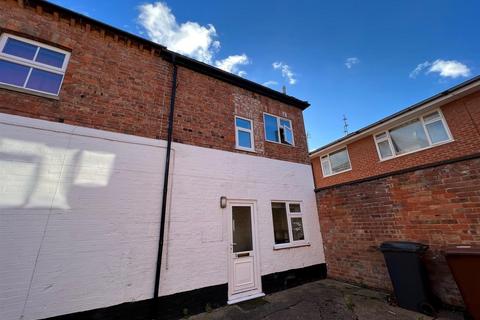 1 bedroom end of terrace house to rent, NORTHFIELD LODGE, NORTHFIELD CLOSE, MELTON MOWBRAY