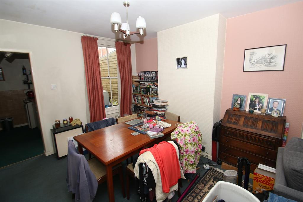 St. Marks Road, Salisbury 2 bed terraced house £225,000