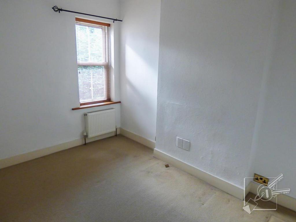 Bedroom 2: