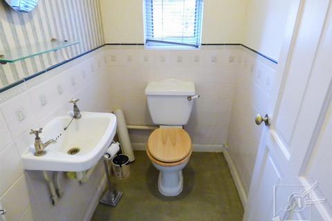 52 Kent Road, Longfield, DA3 7QR