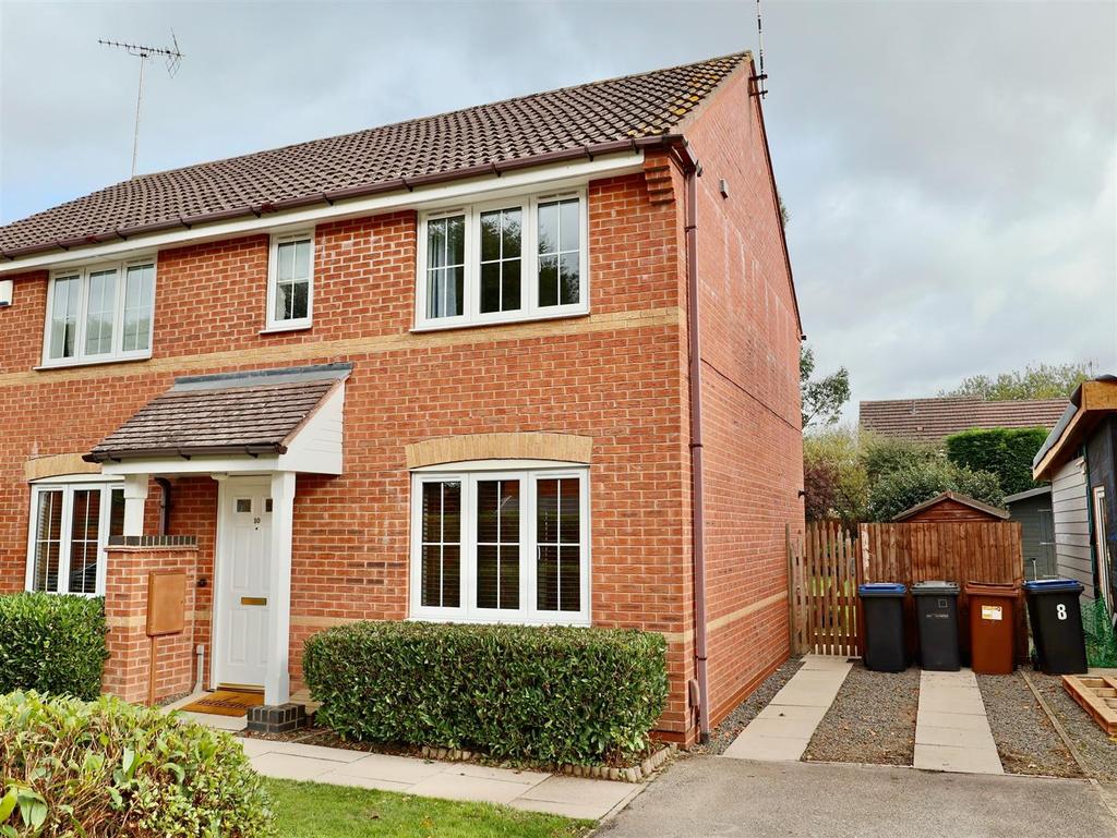 Welbeck Avenue, Burbage 3 bed semidetached house £895 pcm (£207 pw)