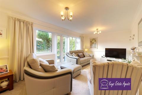 11 Brabazon Close, Stoke-on-trent, ST3 7QT