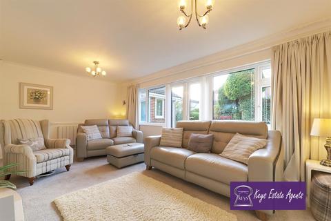 11 Brabazon Close, Stoke-on-trent, ST3 7QT