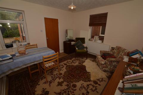 2 bedroom detached bungalow to rent - Baines Avenue, Balderton, Newark