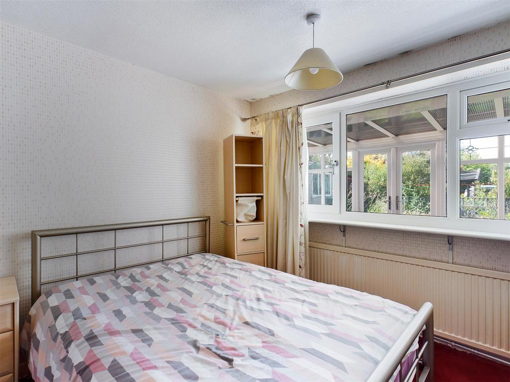Well bedroom 1 pic 2.jpeg