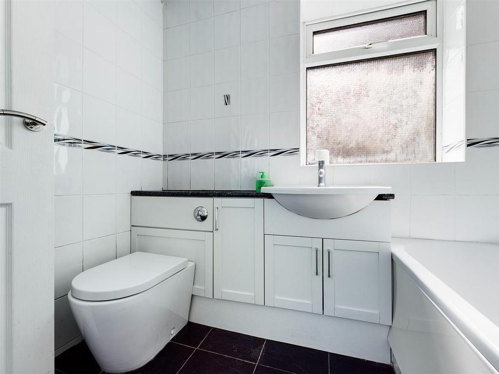 Well bathroom.jpeg