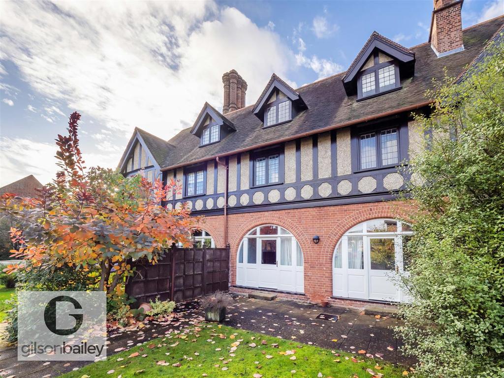 Kirby Road, Whitlingham, Trowse 3 bed townhouse for sale £460,000