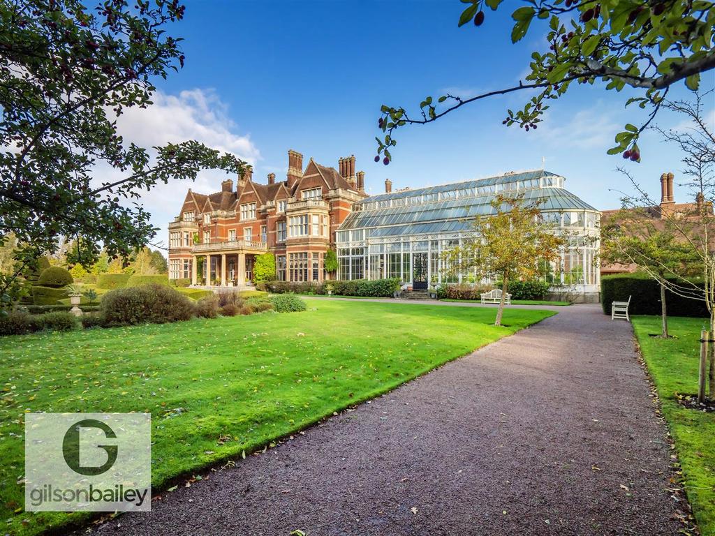 14 Whitlingham Hall-15.jpg
