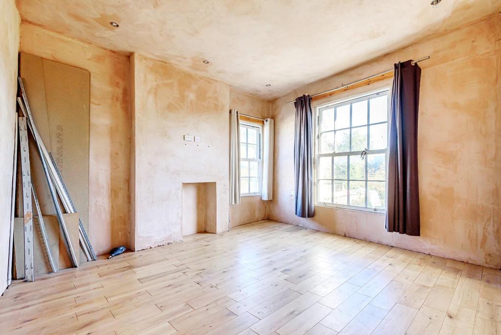 Second double bedroom