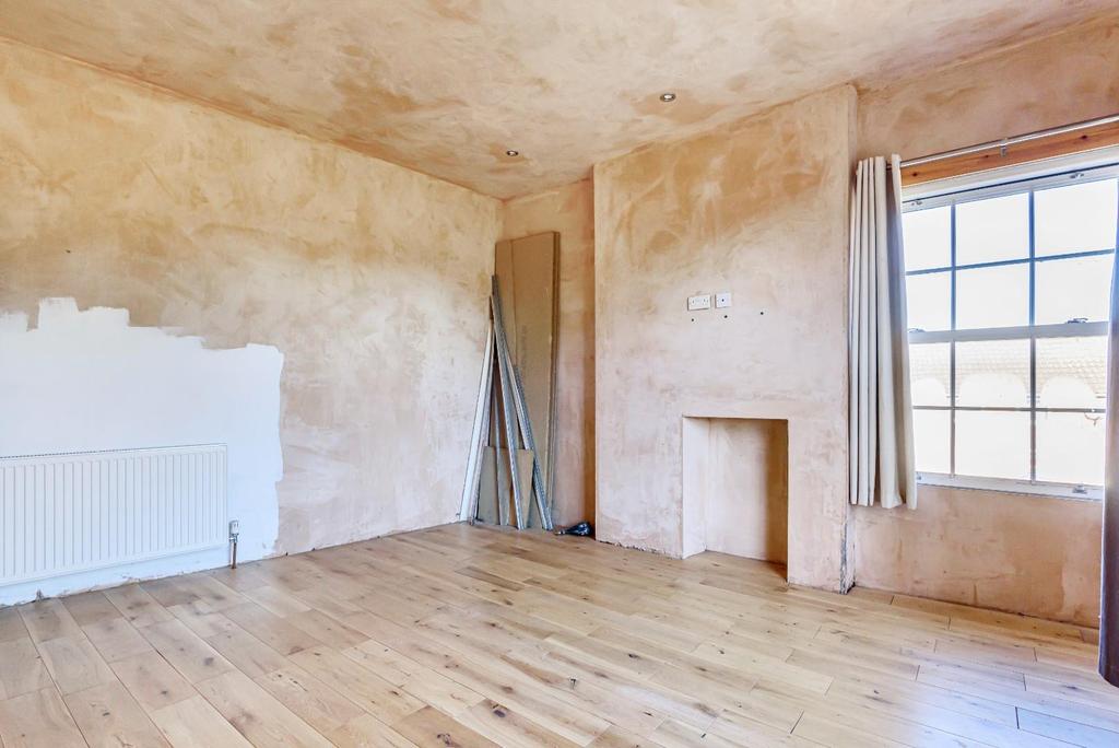 Second double bedroom