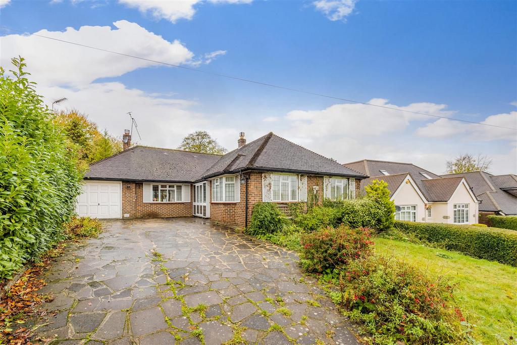 Hillside, Banstead 5 bed detached bungalow for sale £850,000