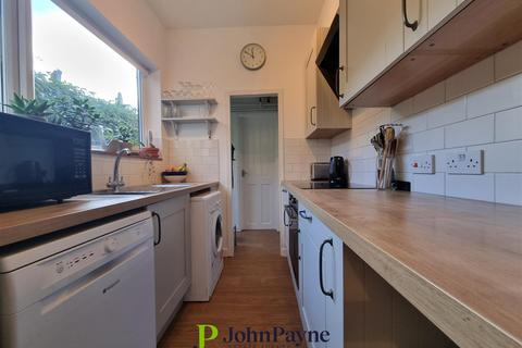 31 Hawkins Road, Coventry, CV5 6HZ