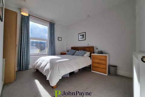 31 Hawkins Road, Coventry, CV5 6HZ
