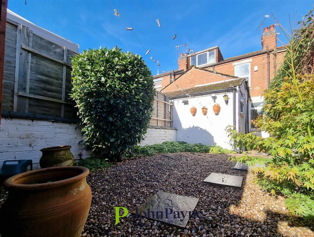 Sunny Garden