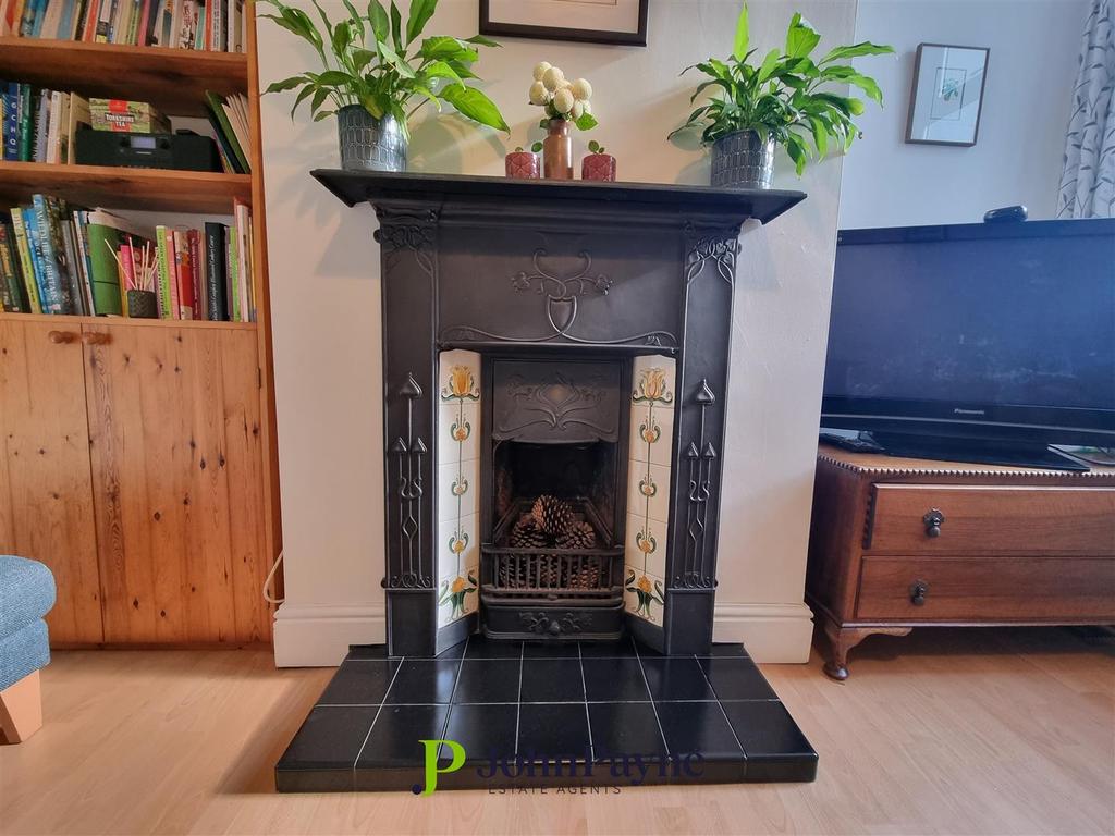 Feature Fireplace