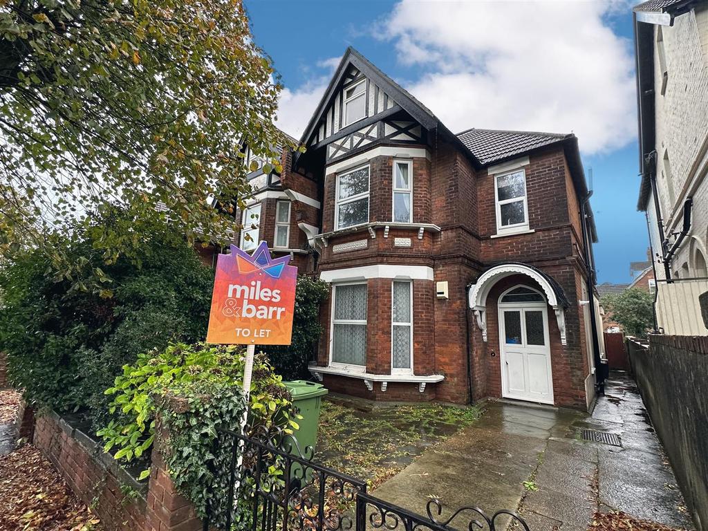 Radnor Park Road, Folkestone 1 bed apartment £750 pcm (£173 pw)