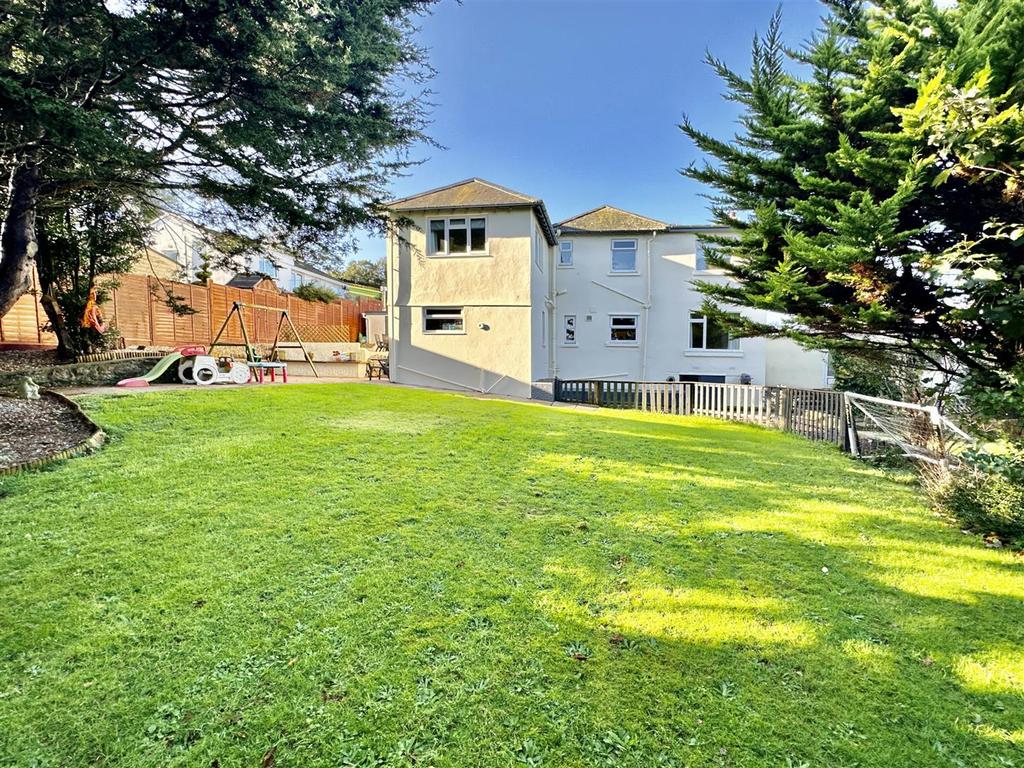 Chiseldon Lane, Brixham 4 bed detached house for sale £725,000