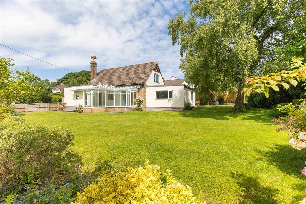 Frog Lane, Felton, Bristol, BS40 4 bed detached house £2,250 pcm (£