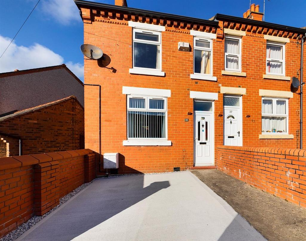 Benjamin Road, Wrexham 2 bed terraced house for sale £125,000