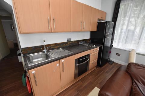 2 bedroom flat to rent - Wallace Road, Selly Park, Birmingham
