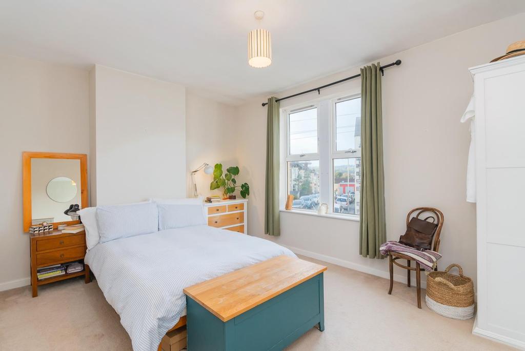 DAORETAGNOTHSA83 - Bedroom F.jpg