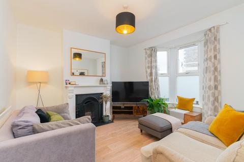 38 Ashton Gate Road, Bristol, BS3 1SZ